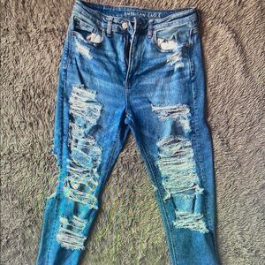 American Eagle Outfitters Women's Blue Distressed Jeans
